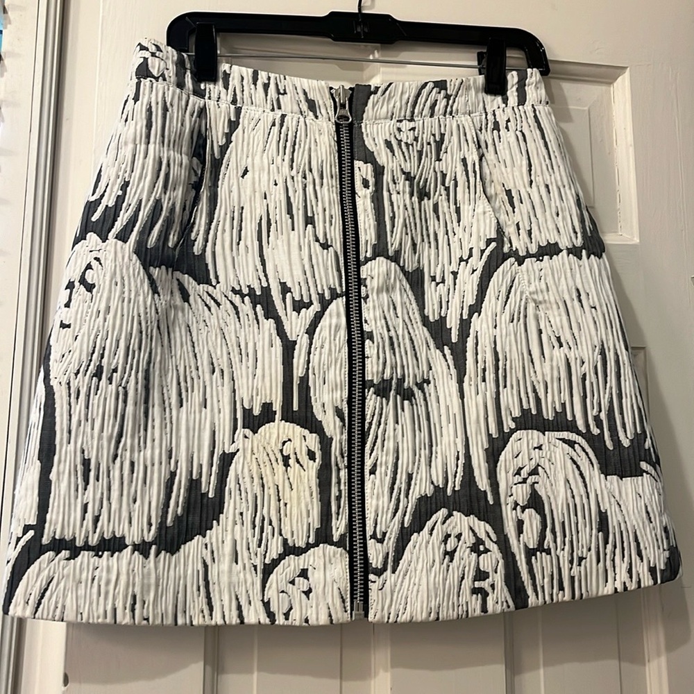Never worn! Opening ceremony skirt size 6